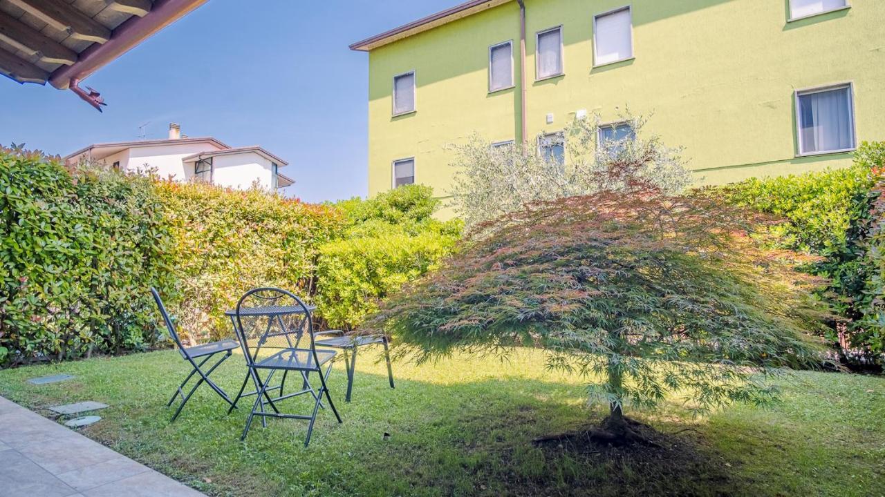 Endless Summer Sirmione - Italian Homing Екстер'єр фото